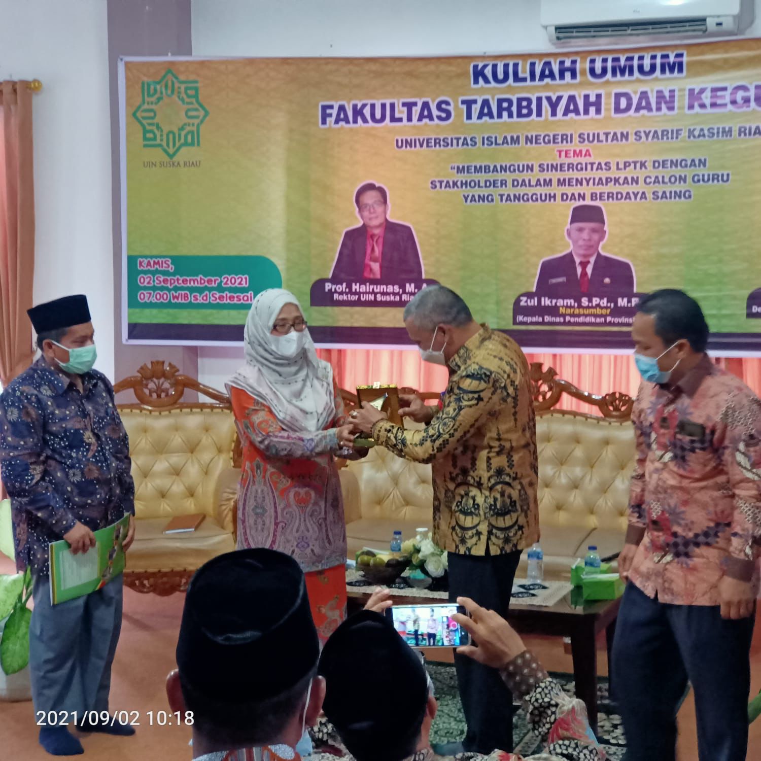 Fakultas Tarbiyah Dan Keguruan UIN Suska Riau Gelar Kuliah Umum ...